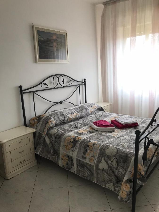 Neapolitan Rooms Экстерьер фото